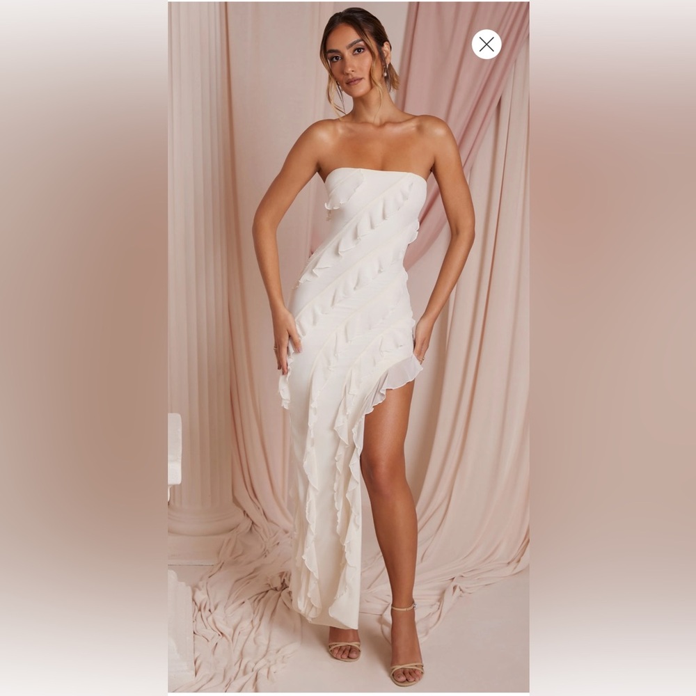 Oh Polly - Nevali Bandeau Ruffle Detail Maxi Dress in Ivory